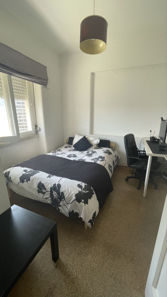 Quarto Individual com wc privada