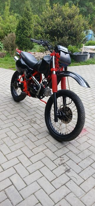 Cross 125 na duzej ramie