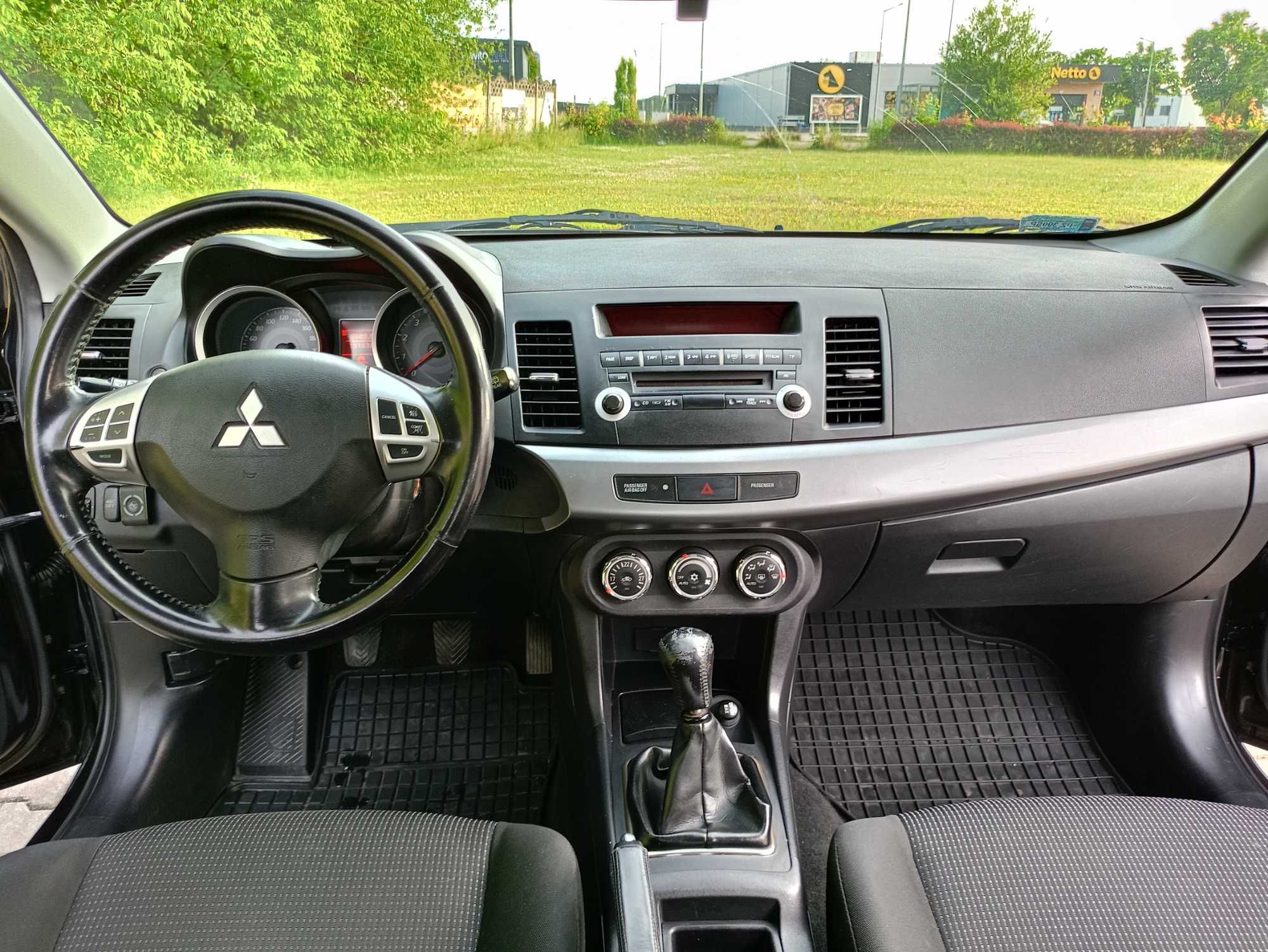 Mitsubishi Lancer 1.8 Intense + LPG