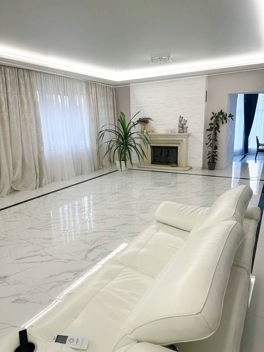 Продаж будинку у мальовничому Брюховичі, 10 хв. до пр. Чорновола