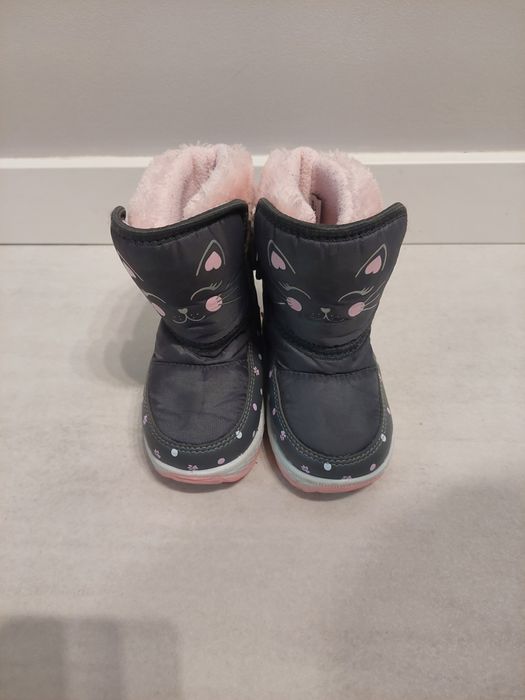 3 pary kozaczków rozmiar 22