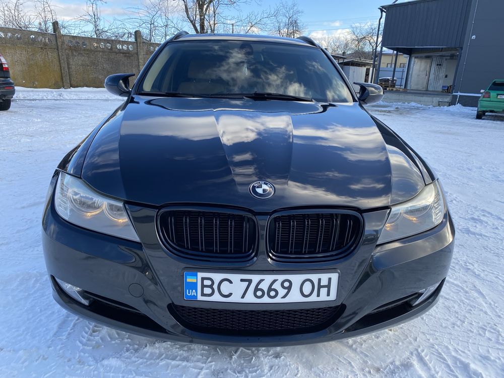 BMW e91 2.0d 2011