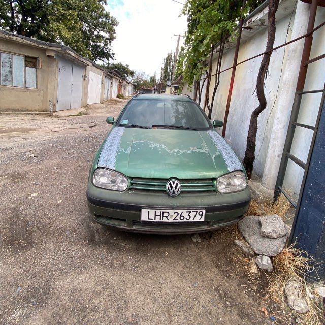 Разборка шрот запчасти Volkswagen Golf 4 1.9 TDI