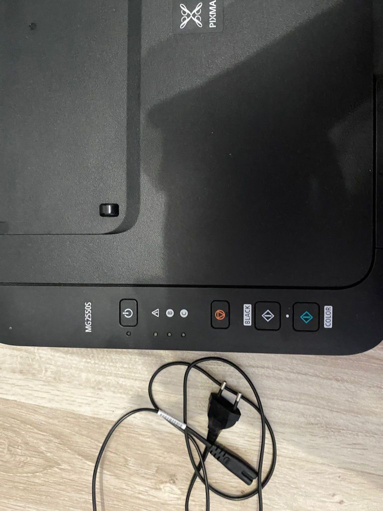 Drukarka Canon PIXMA MG2550S uszkodzona