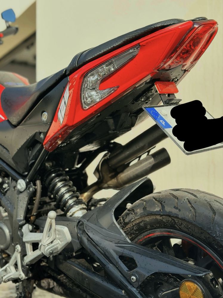 Benelli tnt 125
