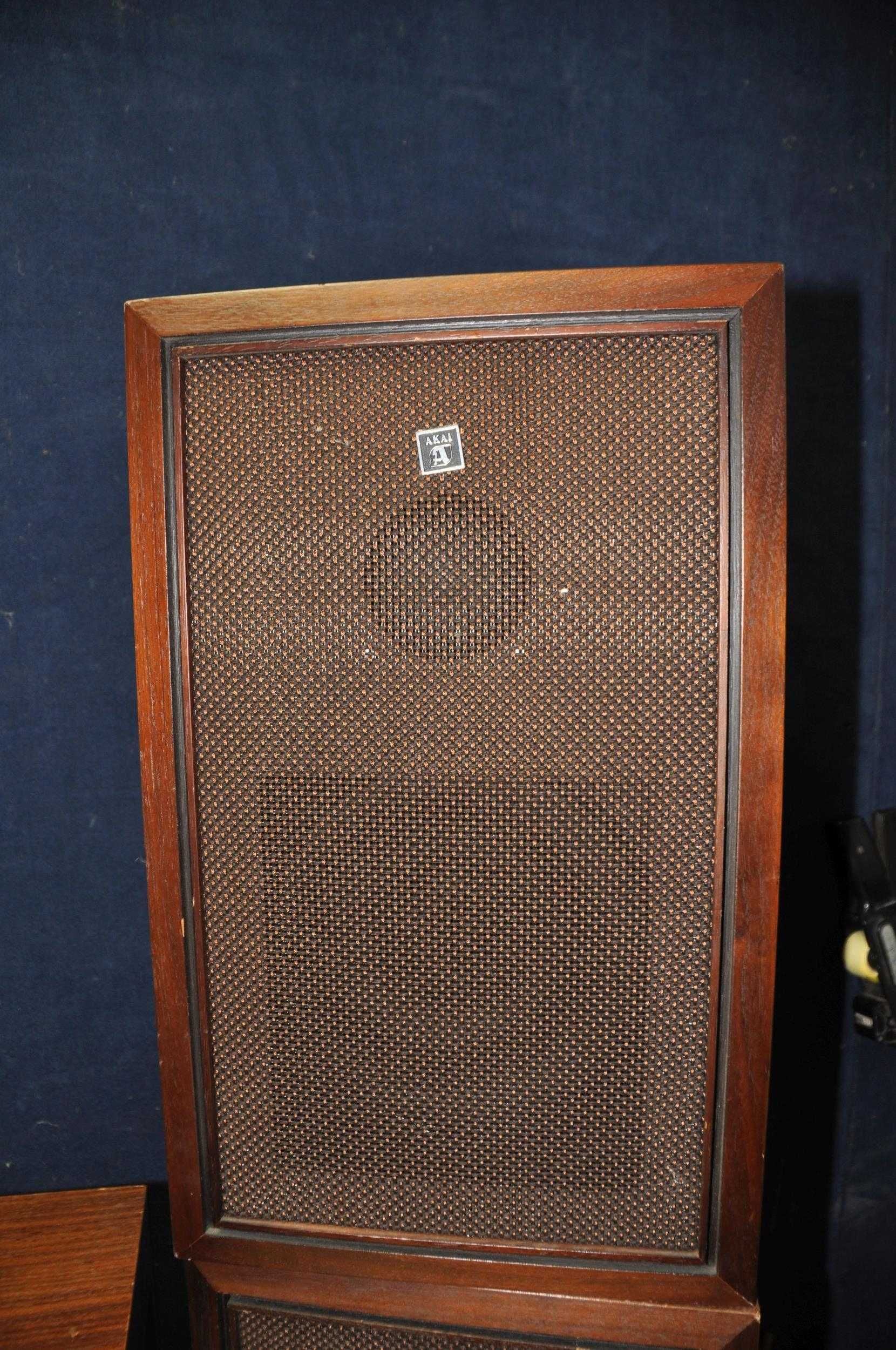 Програвач бобін, бобінний магнітофон AKAI M-10 з акустикою