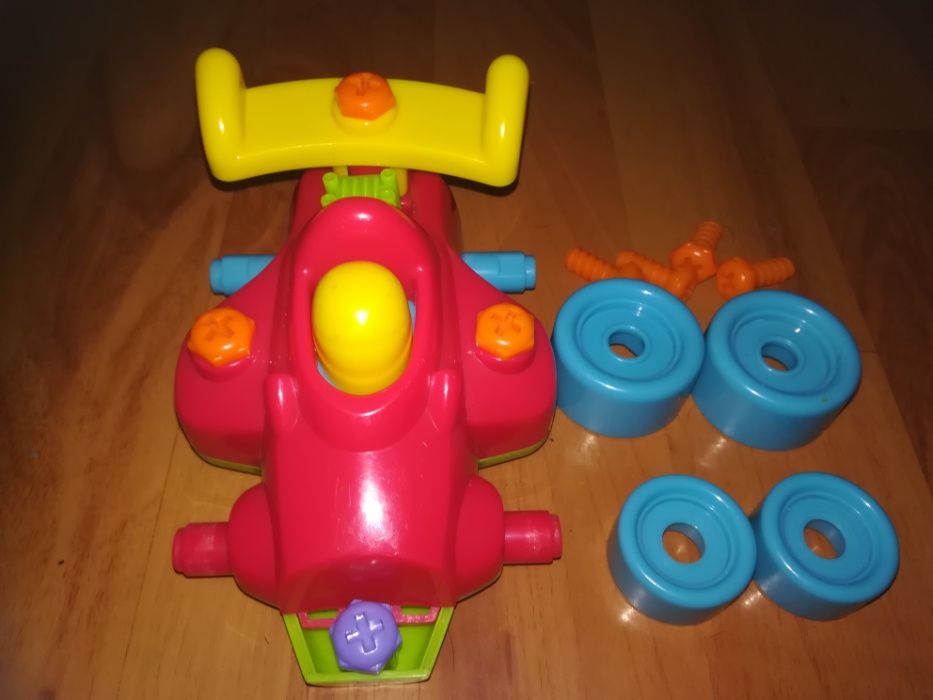 PLAY TOYS auto i ciuchcia na śruby skręcane+ śrubokręt krzyżakowy