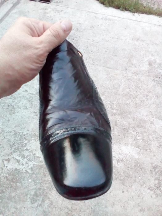 Мужские кожаные (лаковые) туфли "ETOR" 44р.