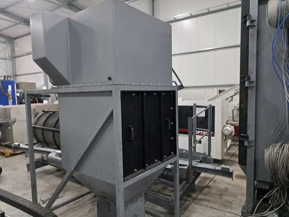 Śrutownica wirnikowa MATT HV 12/16