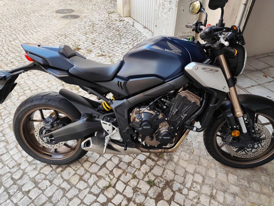 Honda CB650R Neo Sports Café – 03/2020 – 20.000 km