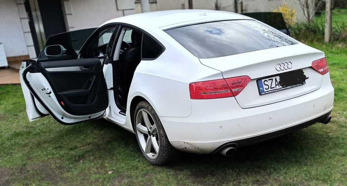Audi A5 Biała rok: 2010