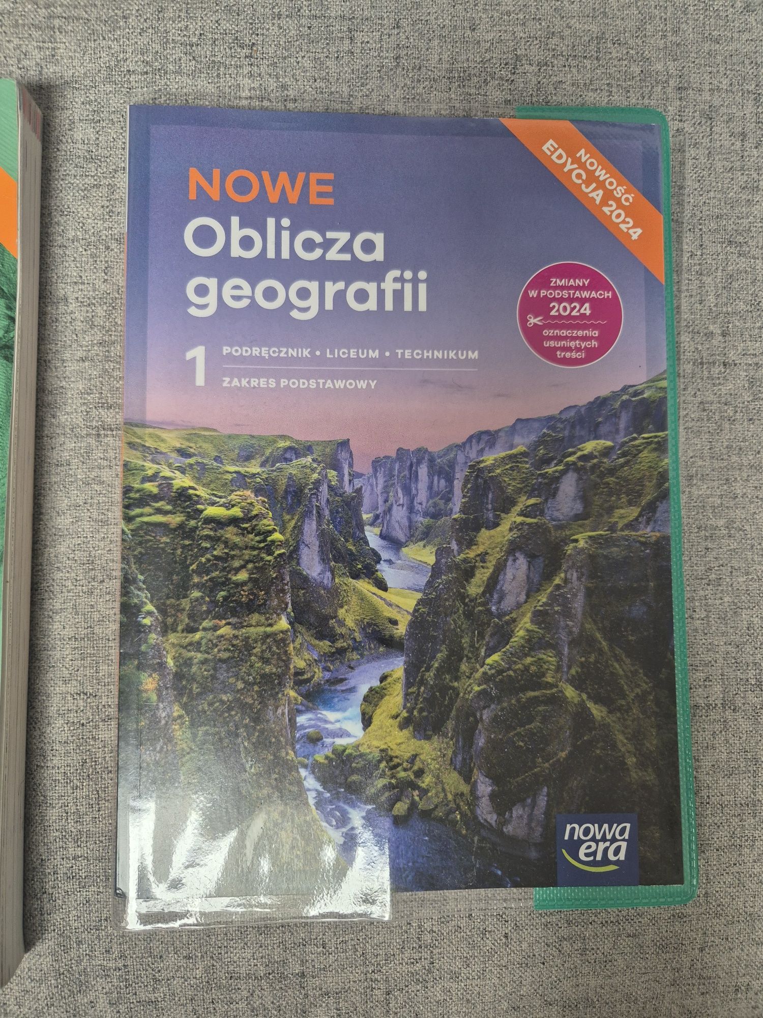 NOWA edycja Podręcznik do Geografi dla Liceum Technikum Klasa 1.