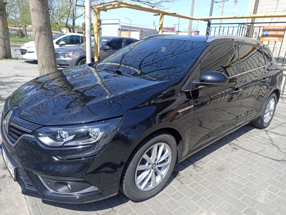 RENAULT MEGANE 4 відмінний стан