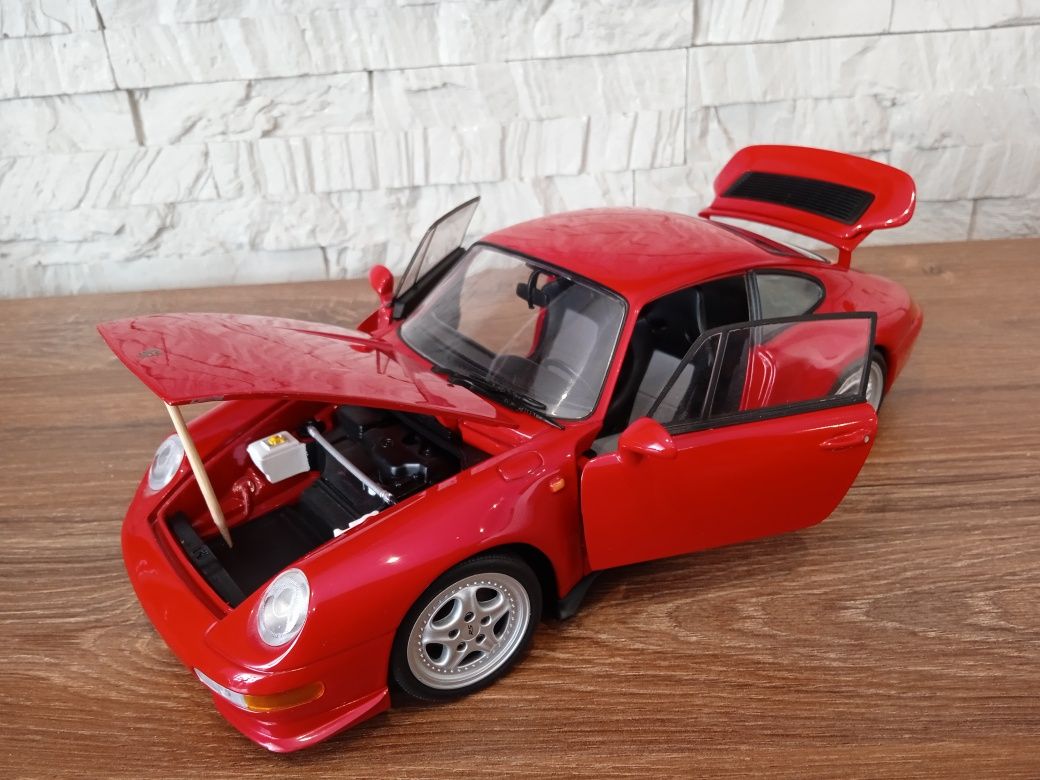 1:18 UT Models Porsche 911 Carrera RS model