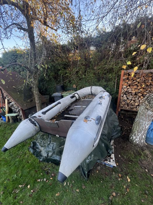 Sprzeam ponton bark 300