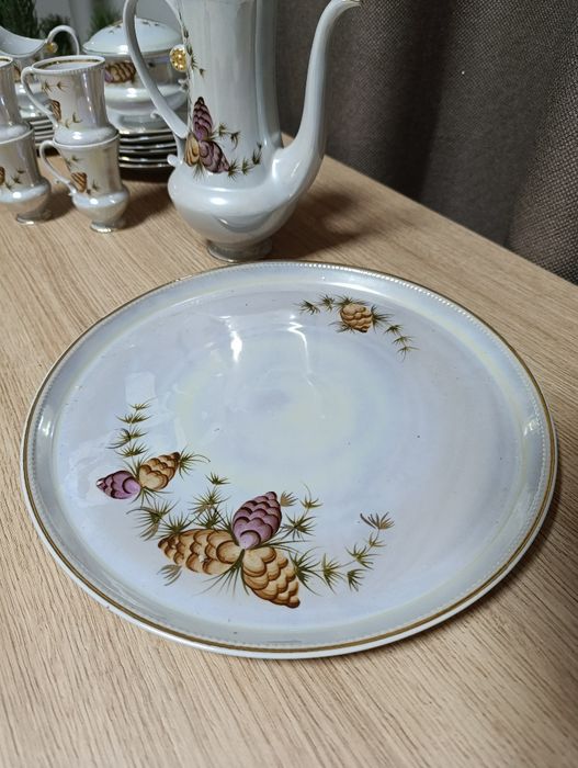 Кавовий сервіз . Сервіз . Продам старовинний сервіз