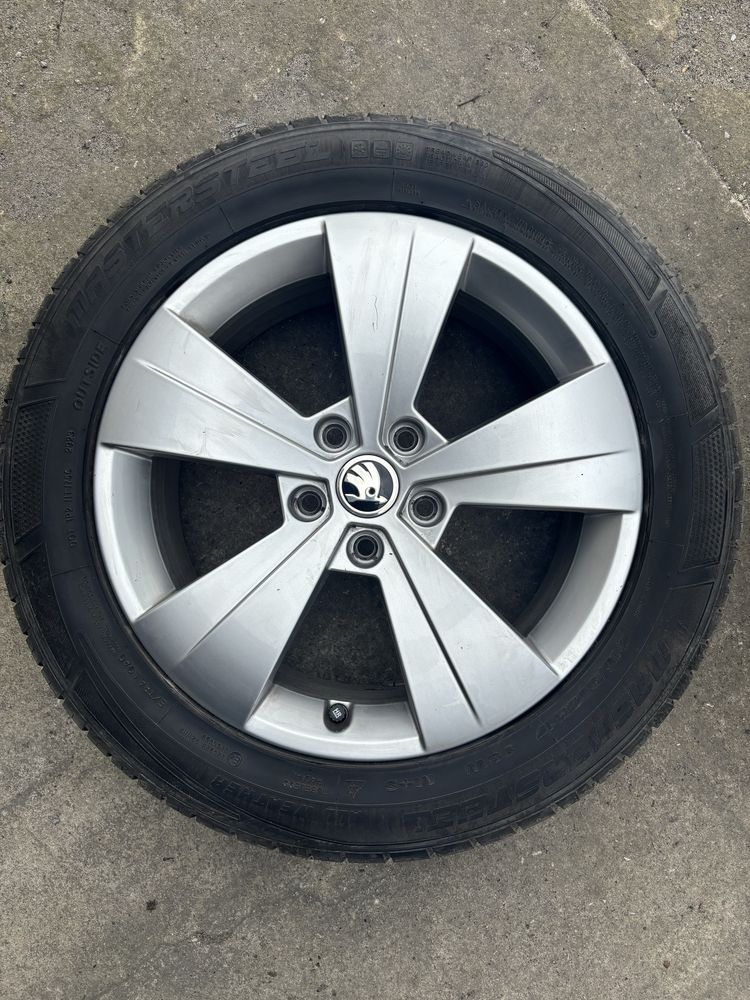 Koła skoda superb vw passat triton 17” 6.5” ET41 215/55/17 nowe opony