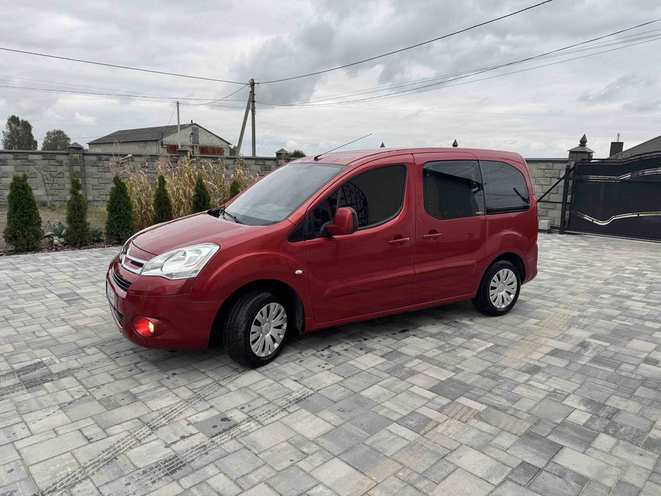Citroen Berlingo original pass 2011