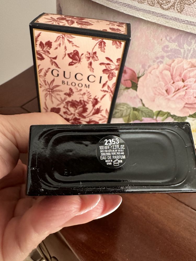 Perfum Gucci Bloom intense