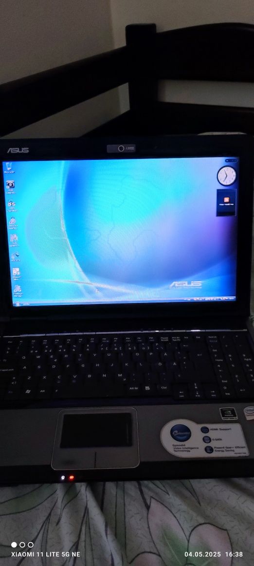 Ноутбук ASUS X55SV