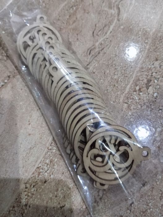 Kalendarz adwentowy cyfry dekoracje