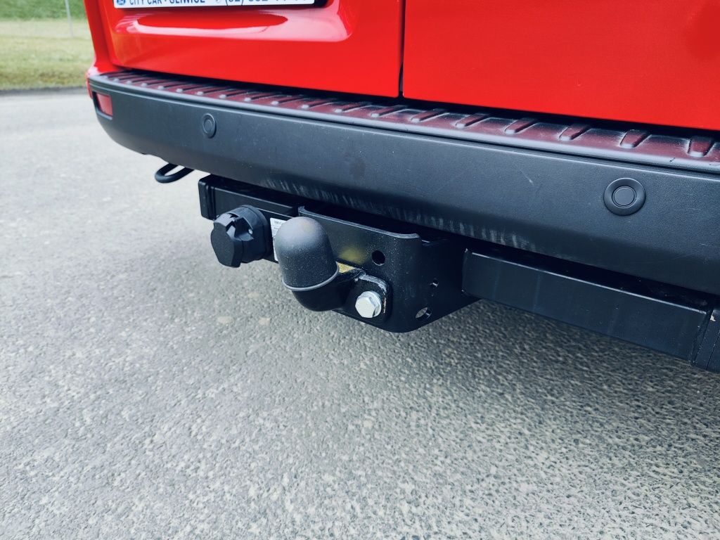 Wynajem busa, wypożyczalnia, busy 9 osobowe,  Ford Transit custom