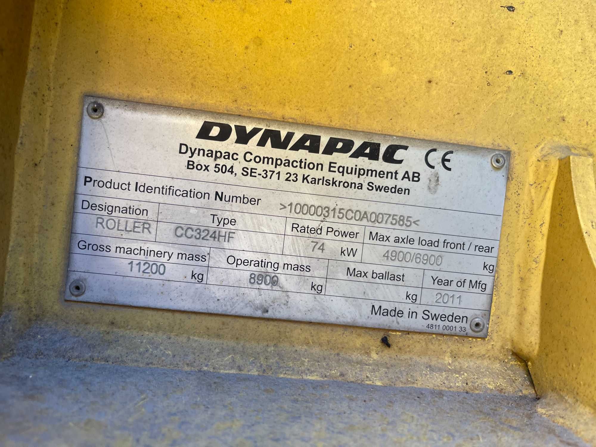 Walec drogowy DYNAPAC CC324HF rok produkcji 2011