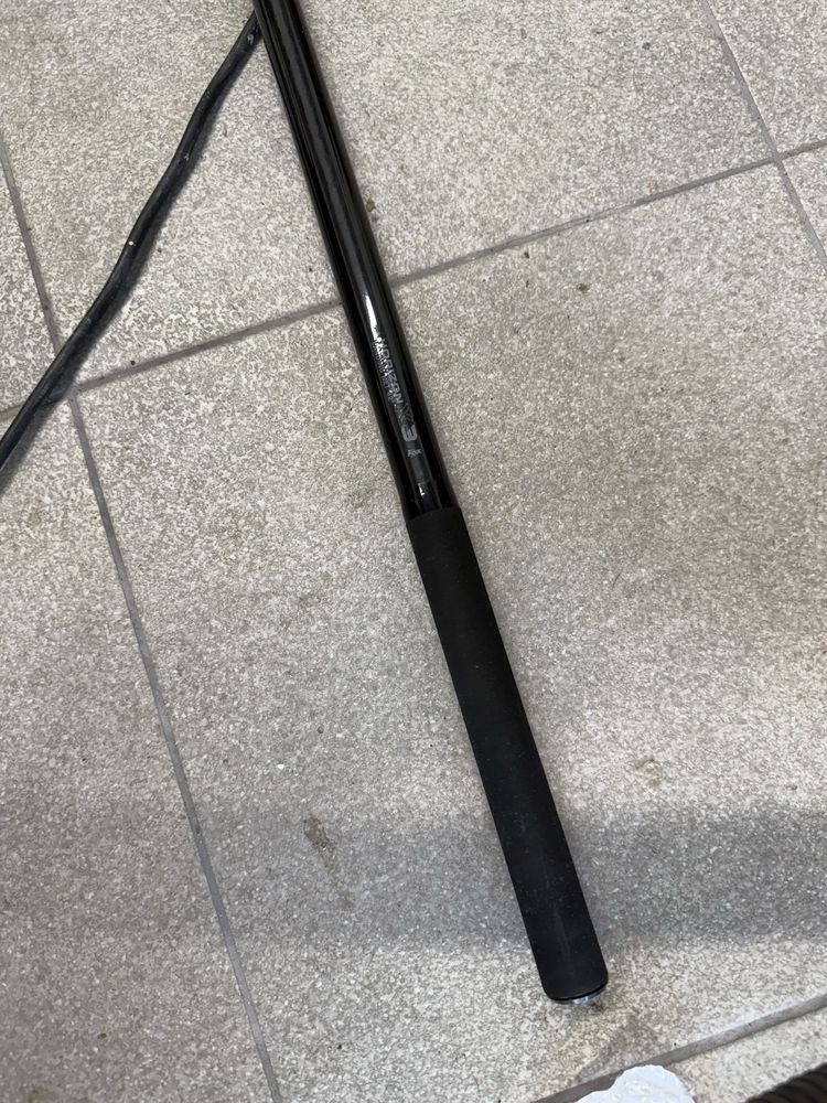 Podbierak Fox Horizon X3 Landing Net 42'' - 2,70m