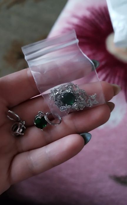 Цепочка. кулон. серёжки. подвеска.