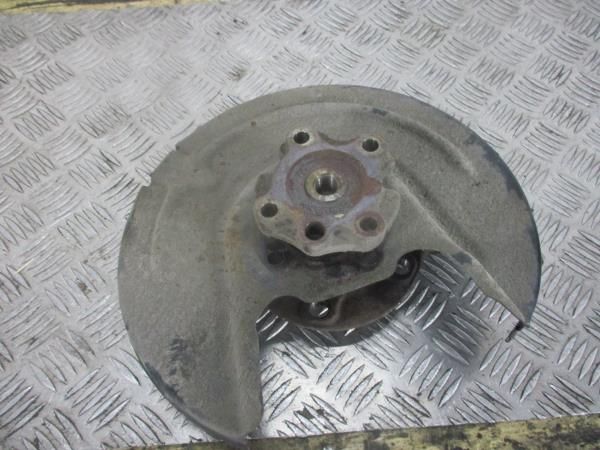 Manga de eixo trás esquerda VOLKSWAGEN Golf VII (5G1, BQ1, BE1, BE2)