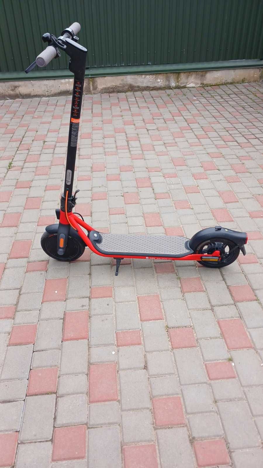 Електросамокат NINEBOT BY SEGWAY D38E , 350Вт, 10,2Ah