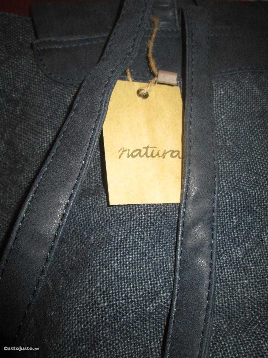 mochila Natura com etiqueta