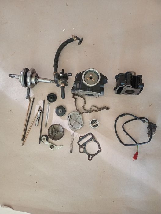 Junak 902  tłok cylinder i wal 49ccm