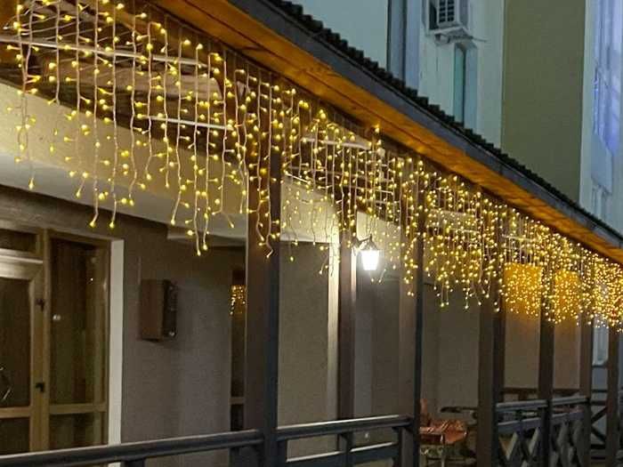 Є ОПТ ДРОП! Гірлянда Бахрома на вулицю. Біле світло мішура хвойна лапа