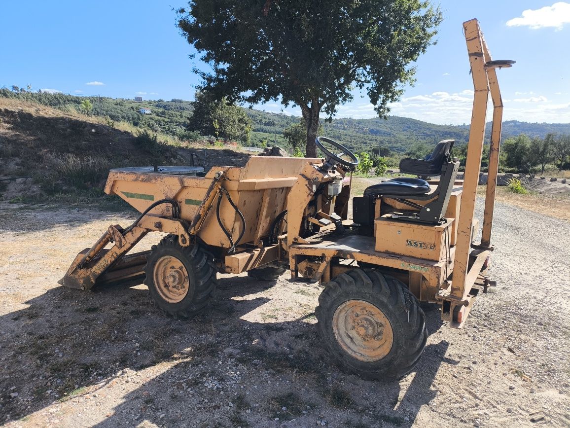 Dumper Astel 4x4 com pá
