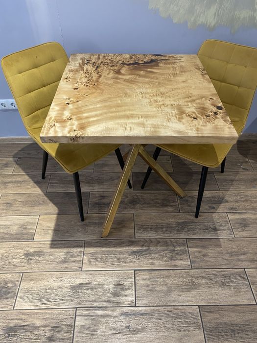 Продам один стіл