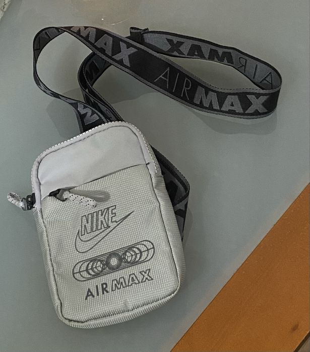 Bolsa Nike Air Max