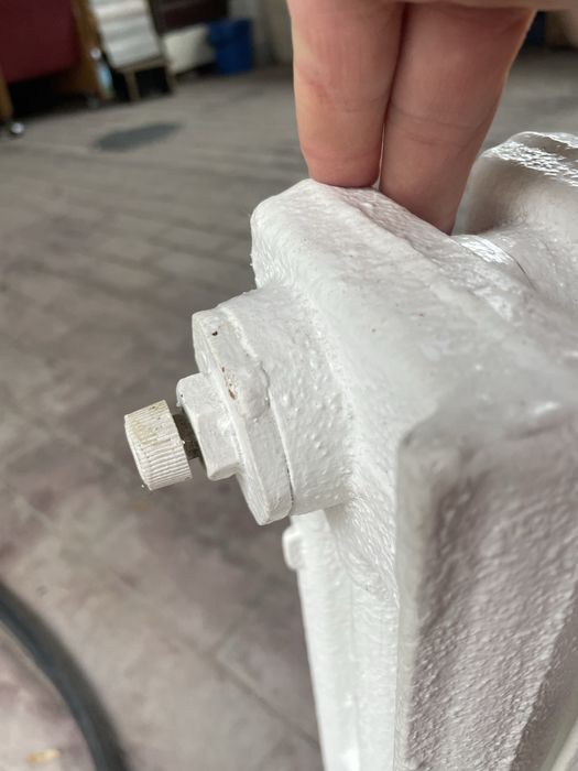 Батарея чугунная,радиатор чугун