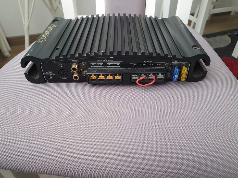 Wzmacniacz Panasonic M652 CY-M652EN 2x65 watt