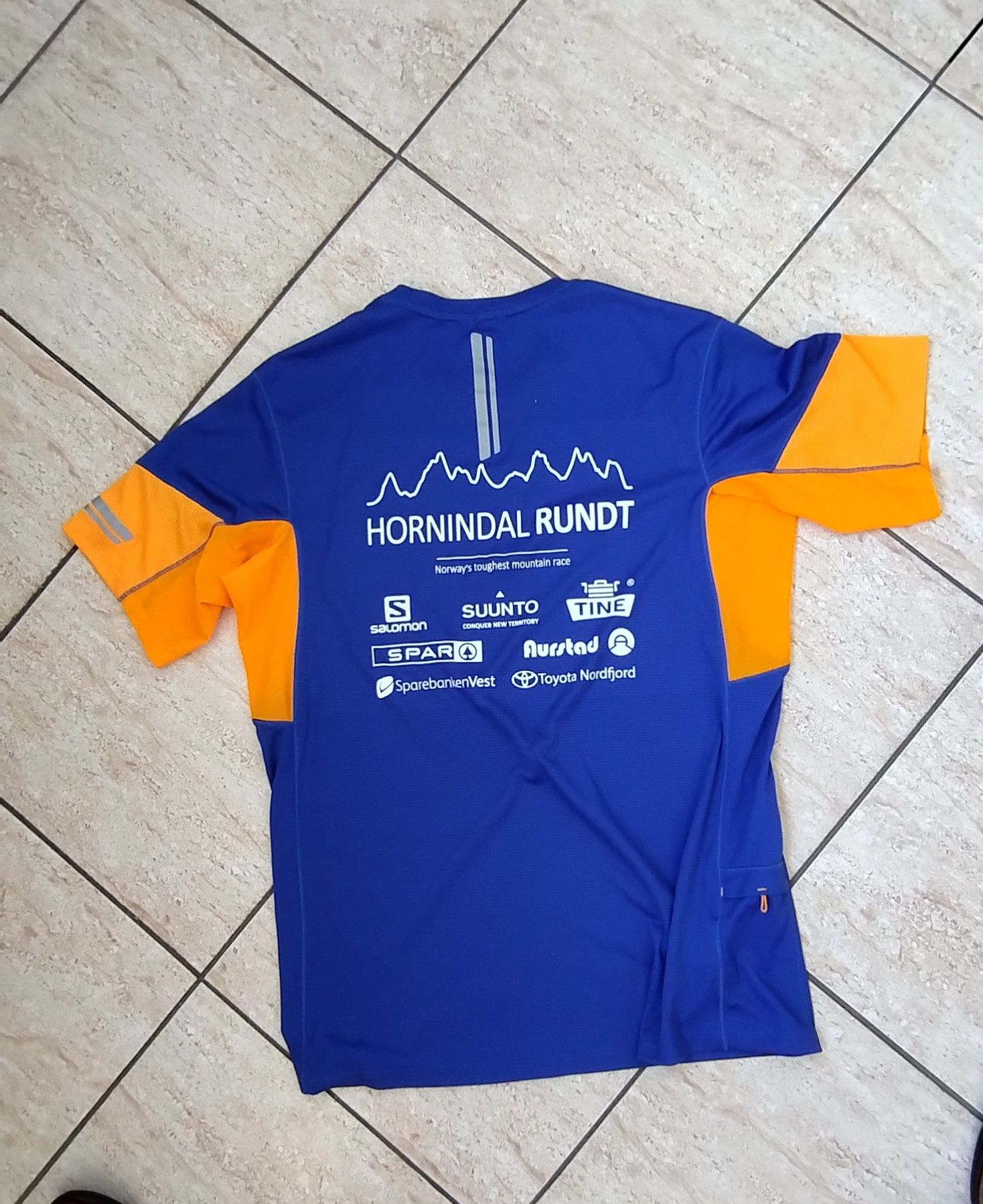 Koszulka Salomon Hornindal Rundt -Ultra wyścig górski