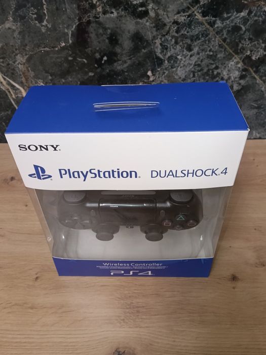 NOWY! Kontroler Sony CUH-ZCT2E Pad PS4 dualschock4 v2 - Black czarny