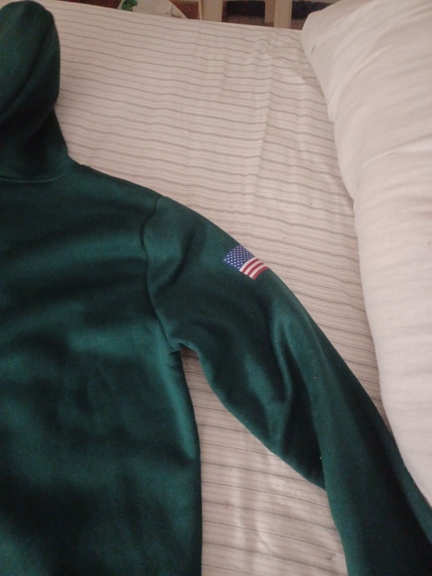 Camisola com capuz