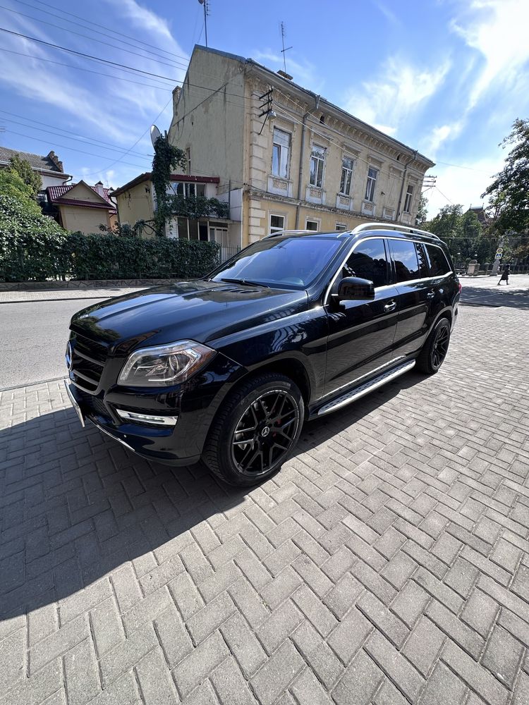 Mercedes GL  7 місць VIP Трансфер / Весілля / Перевезення по Європі