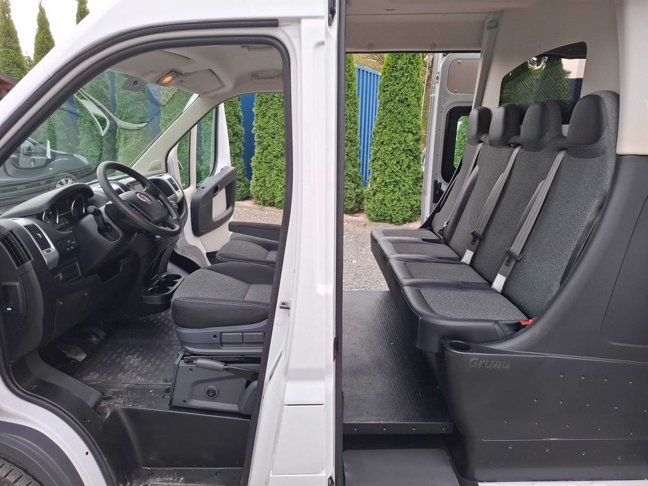 Wypożyczalnia busów brygadówka