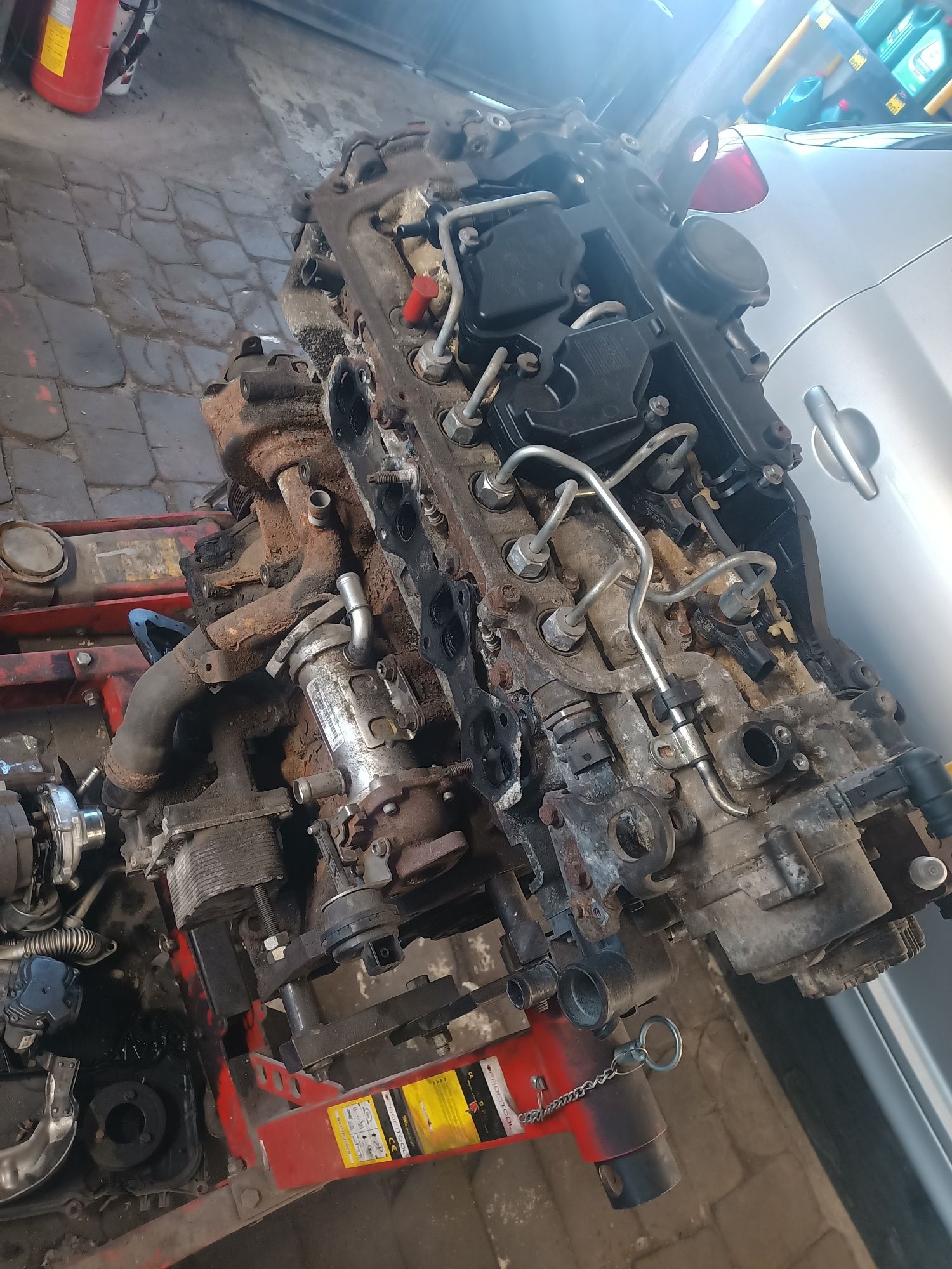 Turbina Renault Trafic 2.0 dci + czesci