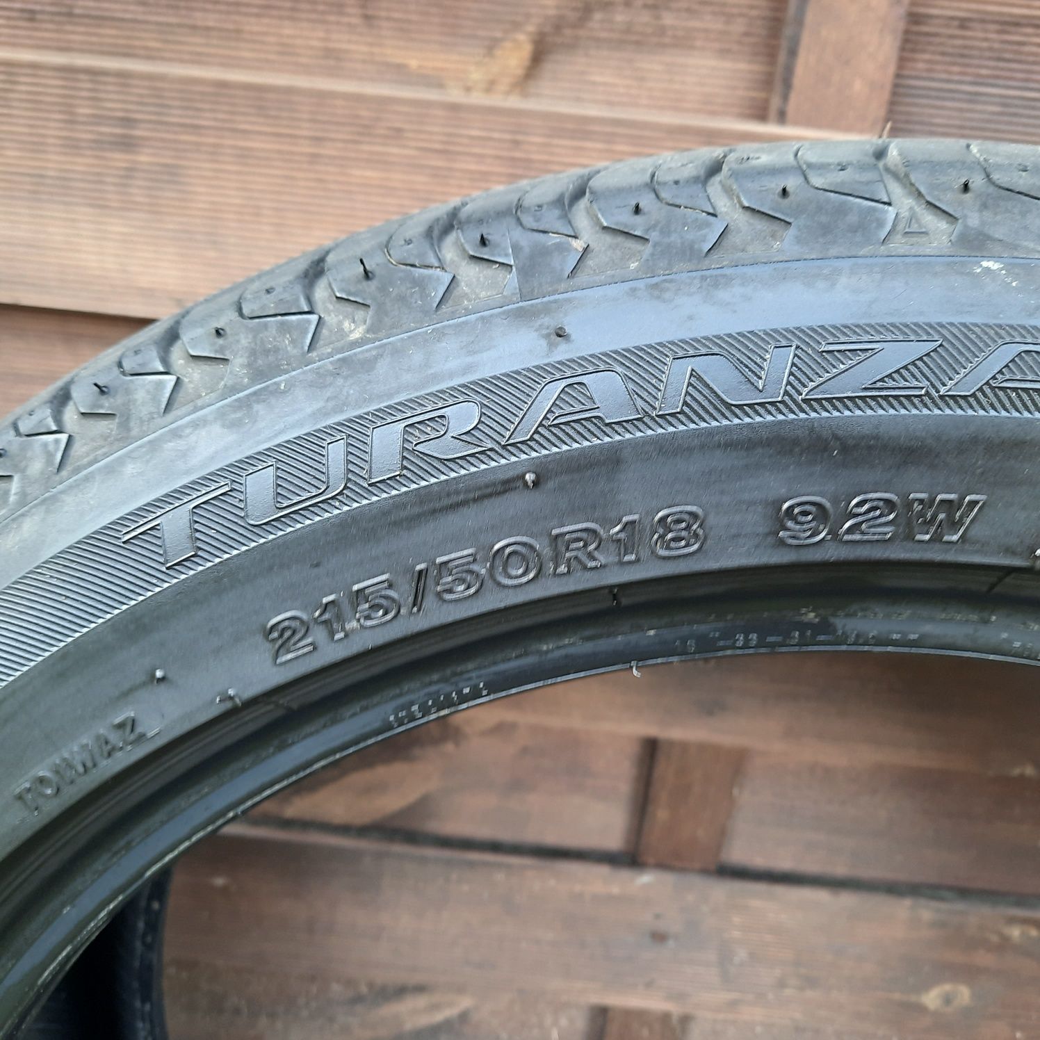 Bridgestone 215/50 R18