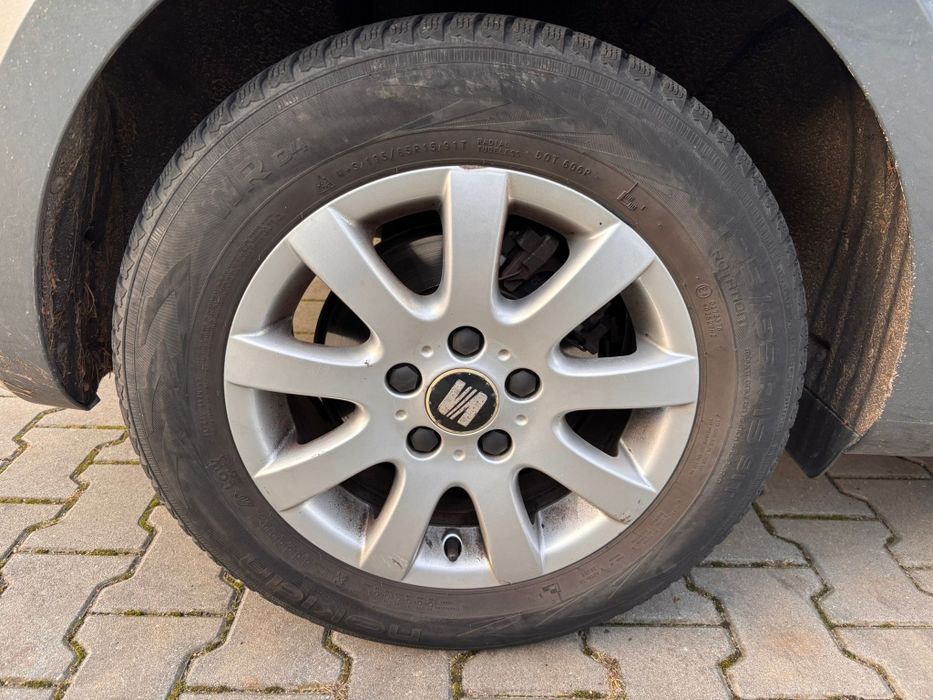 Kompletne koła VW Seat 195/65R 15 Nokian 5x112