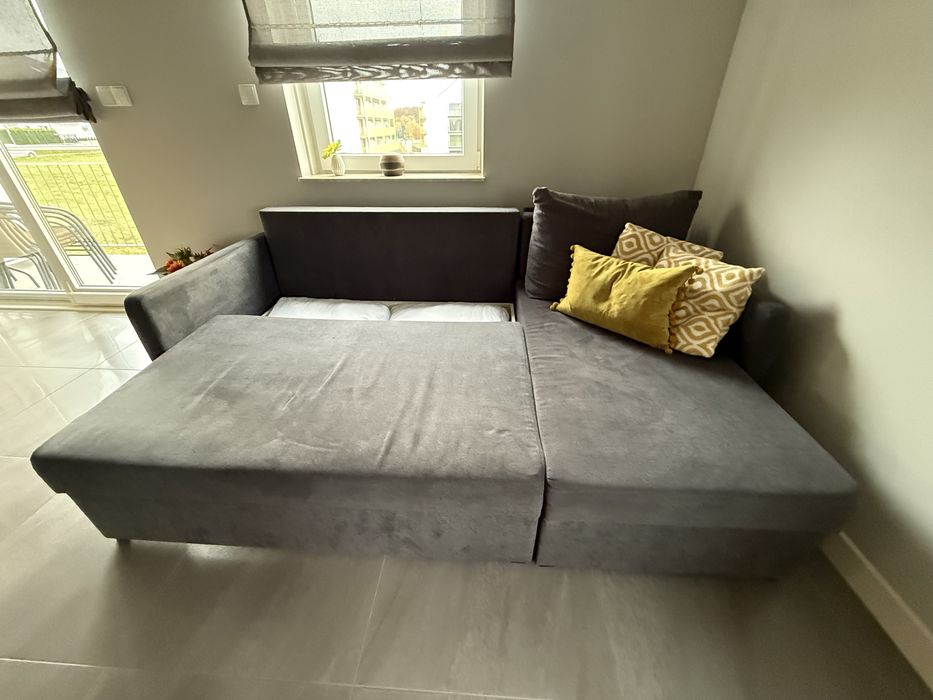 Narożnik szary z funkcją spania