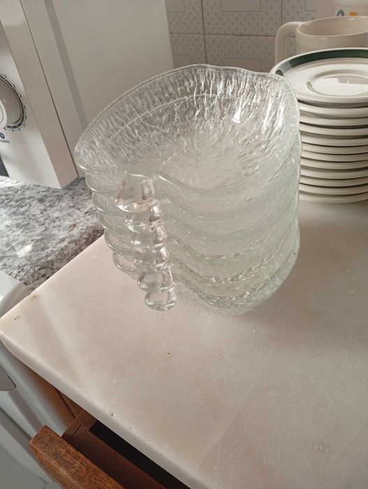 Vários tipos de loiça