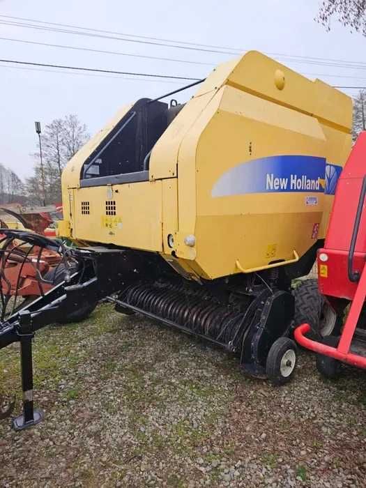Prasa belująca NEW HOLLAND BR 750A